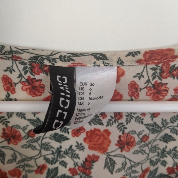 Romper - Picture 4 of 4